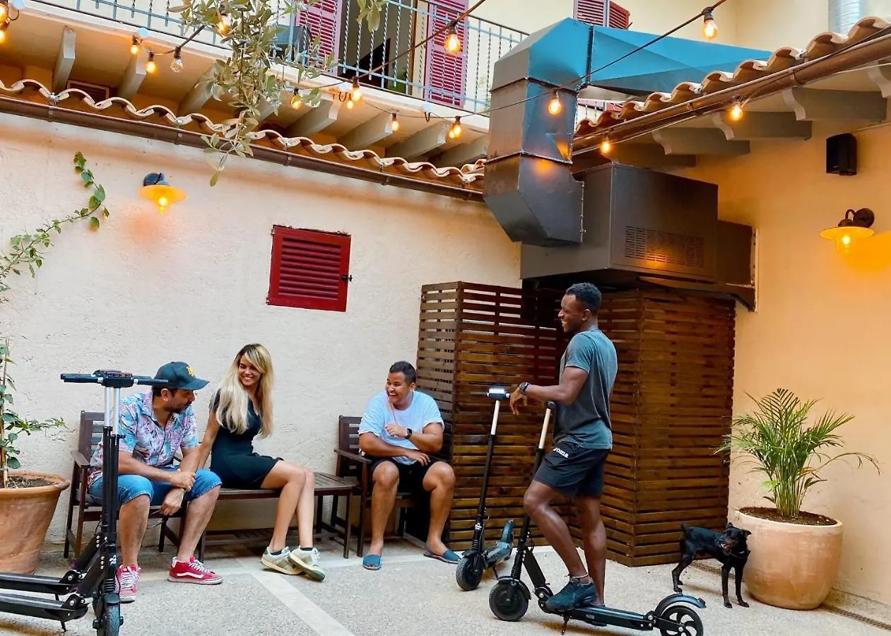 The Boc Hostels - Palma  פלמה דה מיורקה